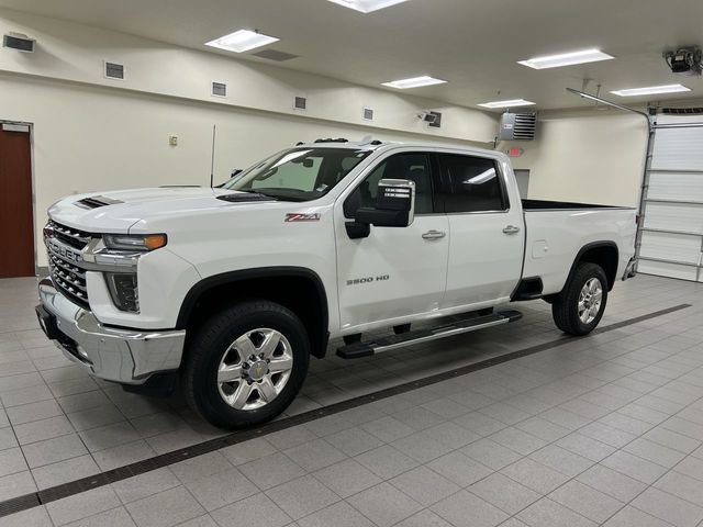 Used 2022 Chevrolet Silverado 3500 LTZ AWD/4WD image 4