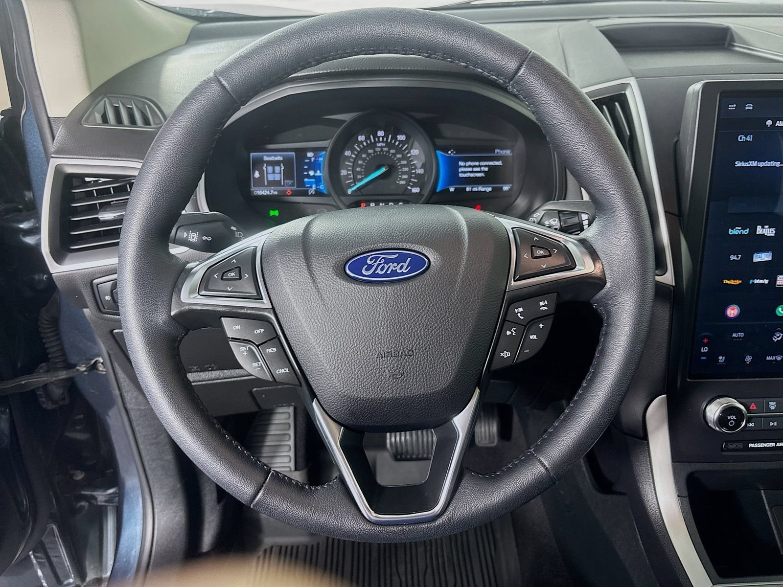 Certified 2024 Ford Edge SEL w/ Convenience Package AWD/4WD image 11