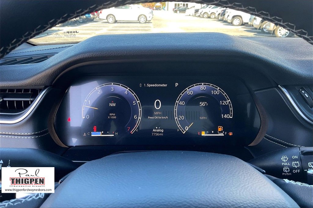 Used 2025 Jeep Grand Cherokee Altitude image 19