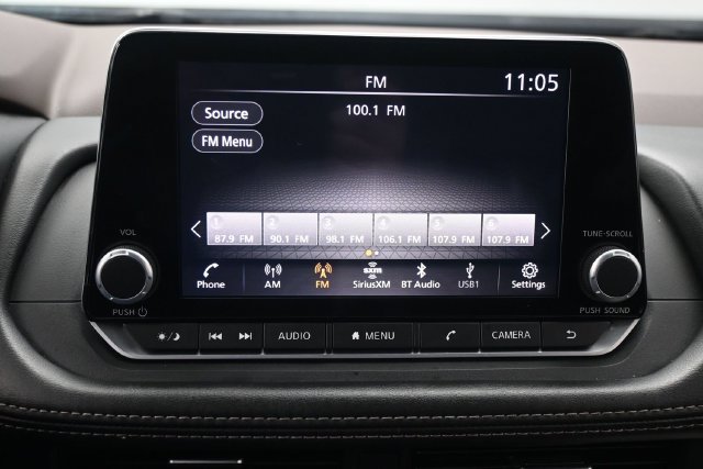 Used 2023 Nissan Rogue SV AWD/4WD image 11