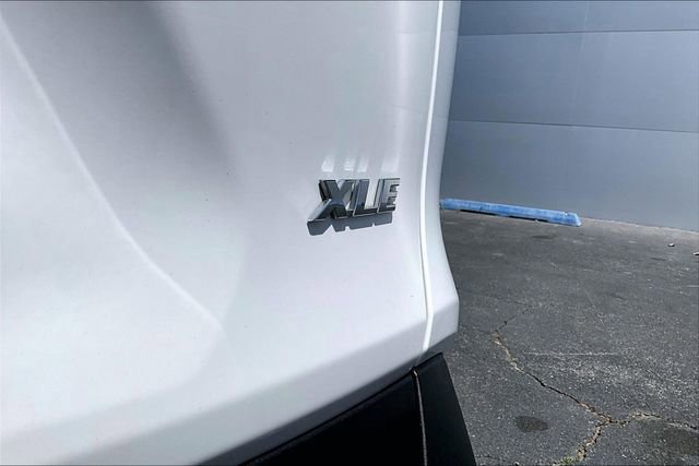 Used 2024 Toyota RAV4 XLE FWD image 10