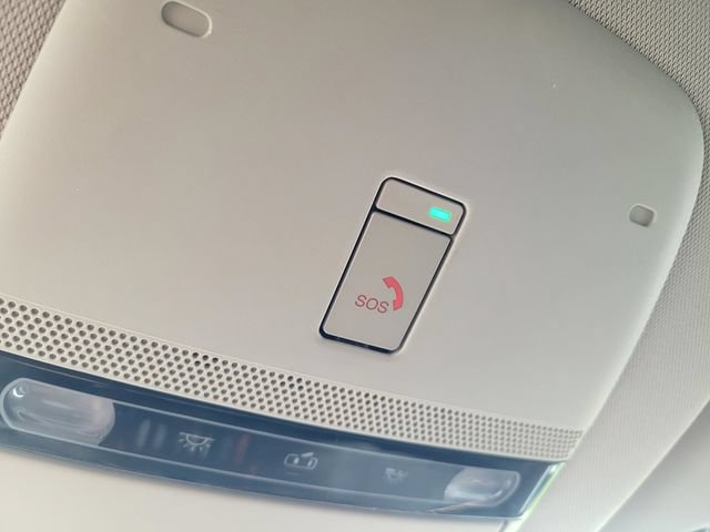 Used 2023 Nissan Ariya FWD image 21