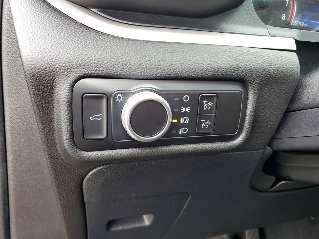 Certified 2023 Ford Explorer XLT w/ Class IV Trailer Tow Package image 19