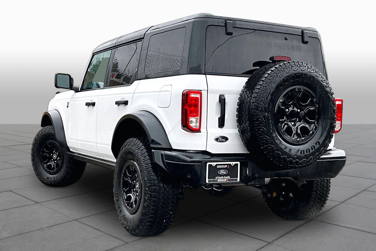Certified 2025 Ford Bronco Big Bend w/ Black Diamond Package AWD/4WD image 12