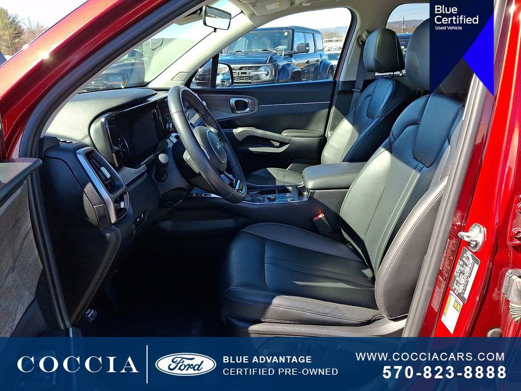 Used 2023 Kia Sorento S w/ Panoramic Sunroof Package image 14