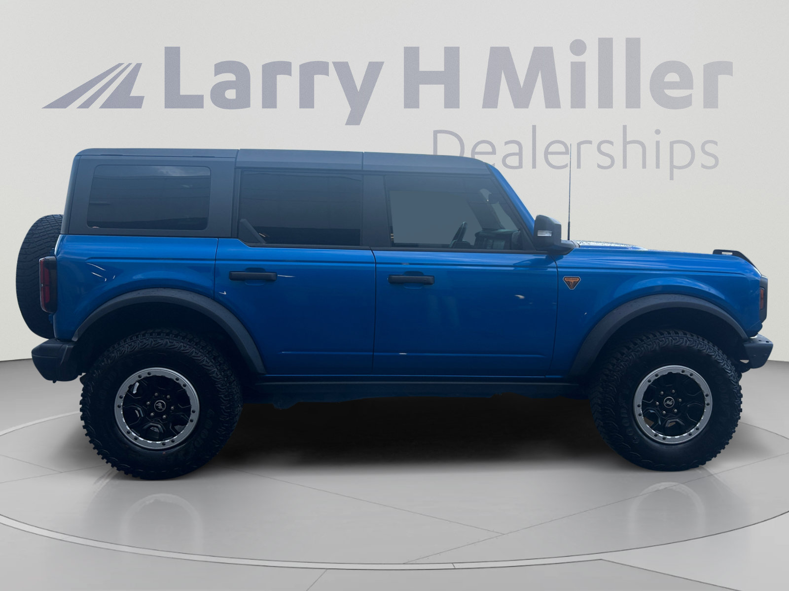 Certified 2024 Ford Bronco Badlands AWD/4WD image 6