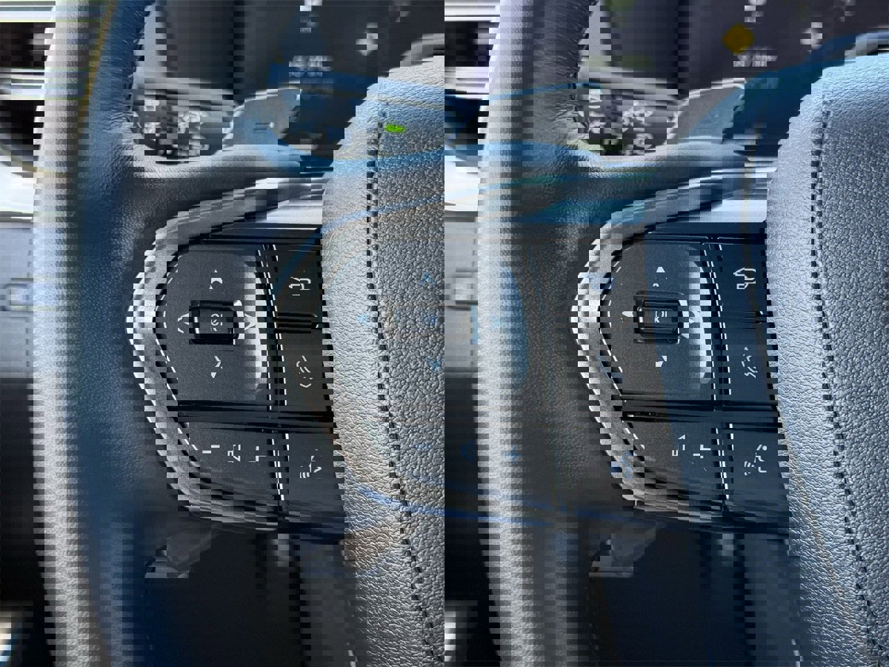 Used 2024 Lexus GX 550 image 13