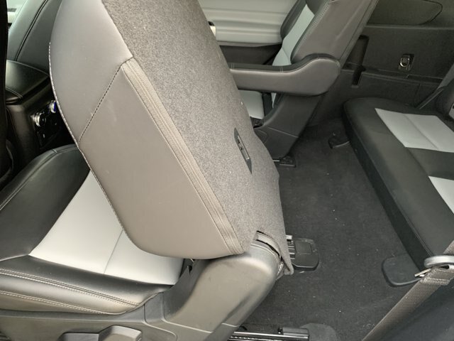 Certified 2022 Ford Explorer XLT w/ Equipment Group 202A AWD/4WD image 23
