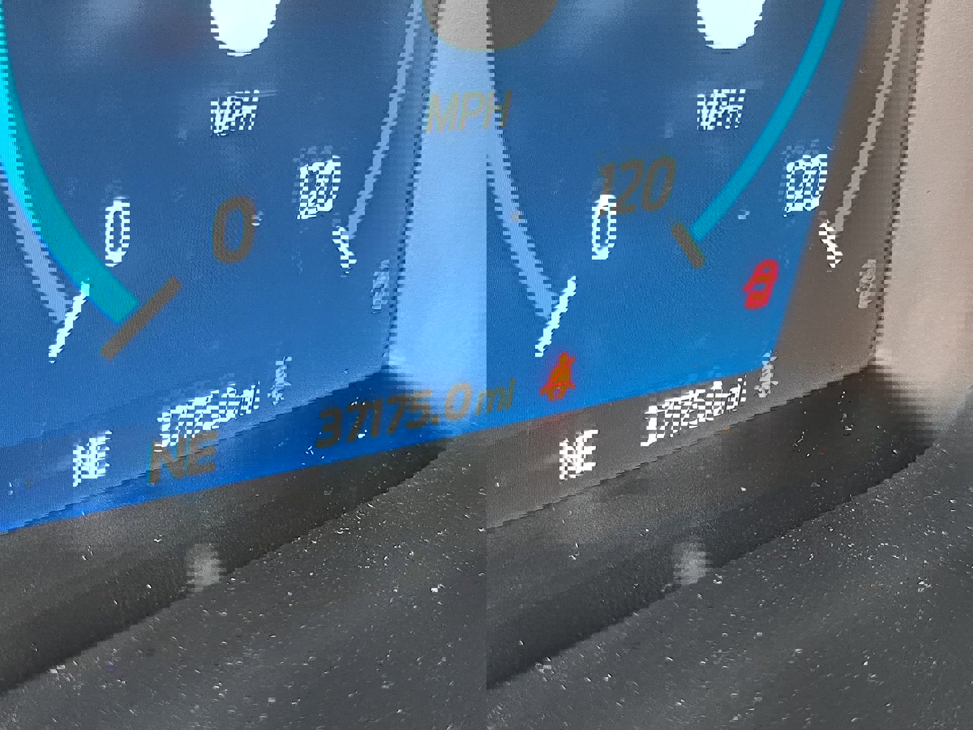 Certified 2023 Ford F150 Platinum w/ Equipment Group 701A High image 15