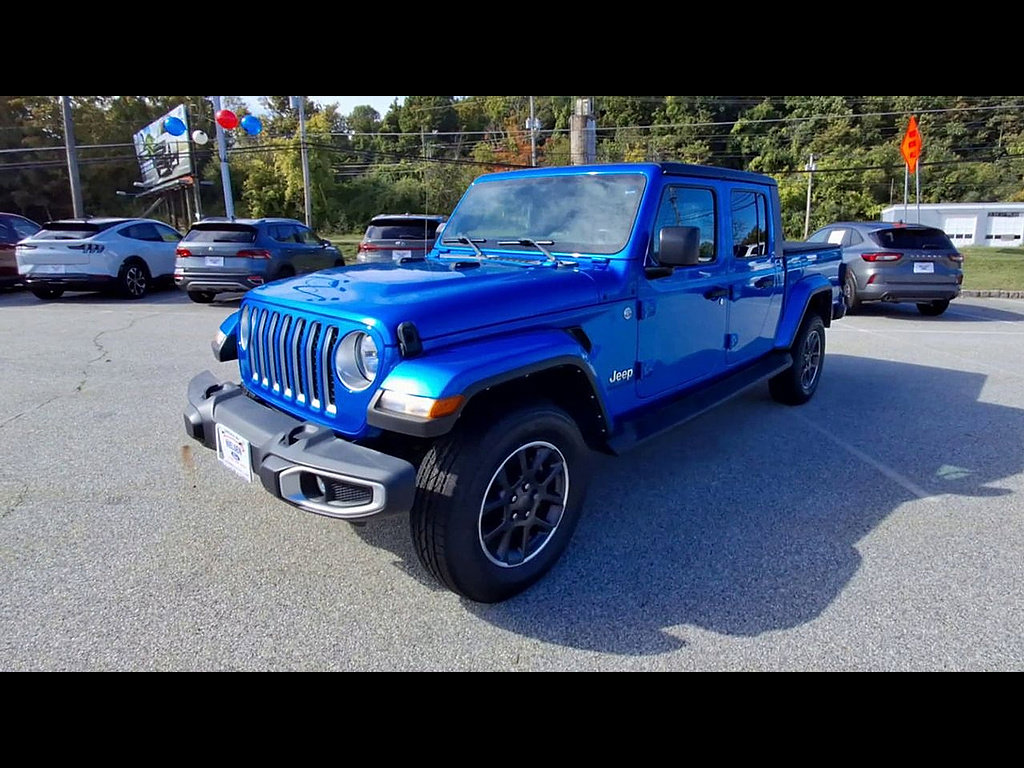 Used 2022 Jeep Gladiator Overland w/ Popular Equipment Package AWD/4WD image 32