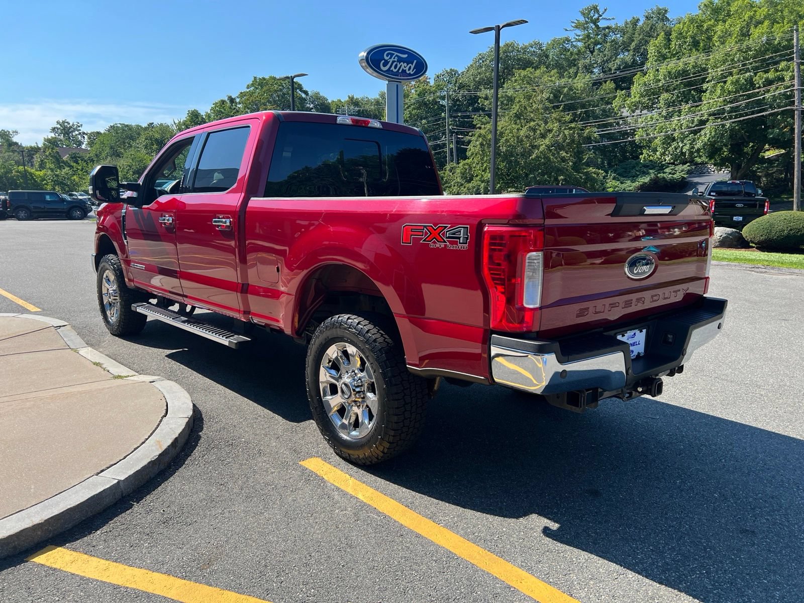 Certified 2017 Ford F250 Lariat w/ Chrome Package AWD/4WD image 6