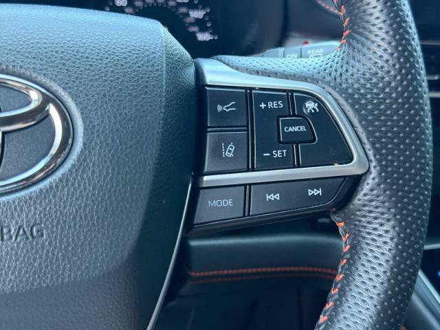 Used 2022 Toyota Sienna XSE w/ XSE Plus Package AWD/4WD image 26