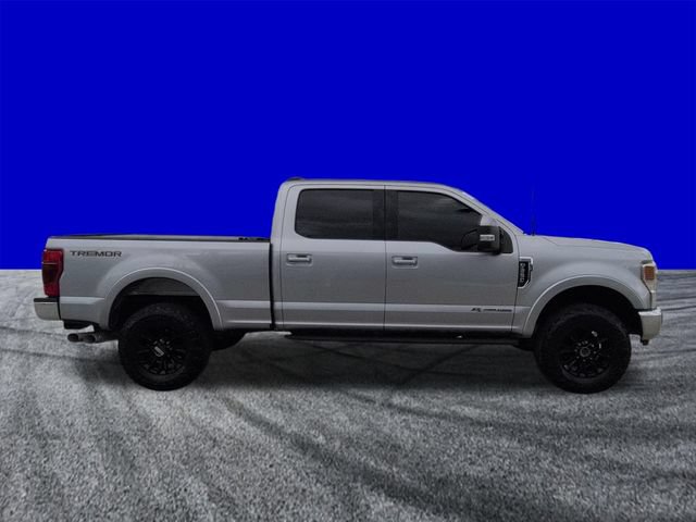 Certified 2022 Ford F250 Lariat w/ Tremor Off-Road Package AWD/4WD image 3