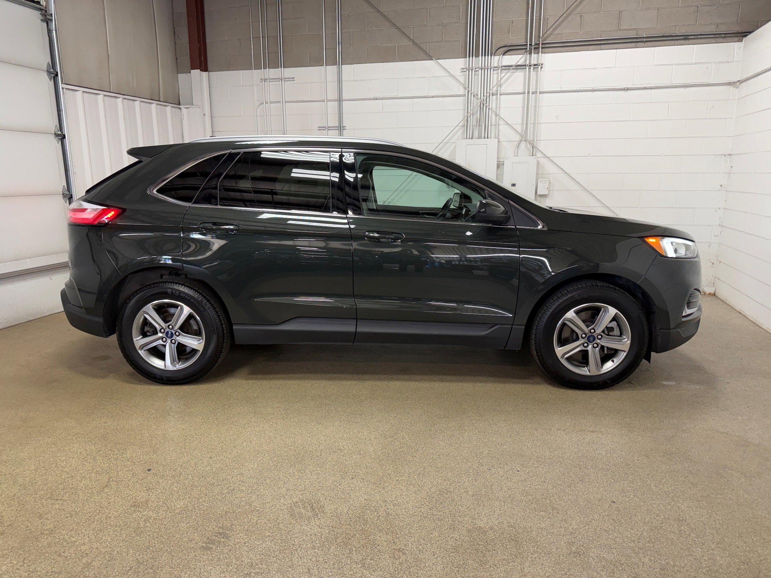 Certified 2022 Ford Edge SEL w/ Convenience Package AWD/4WD image 7