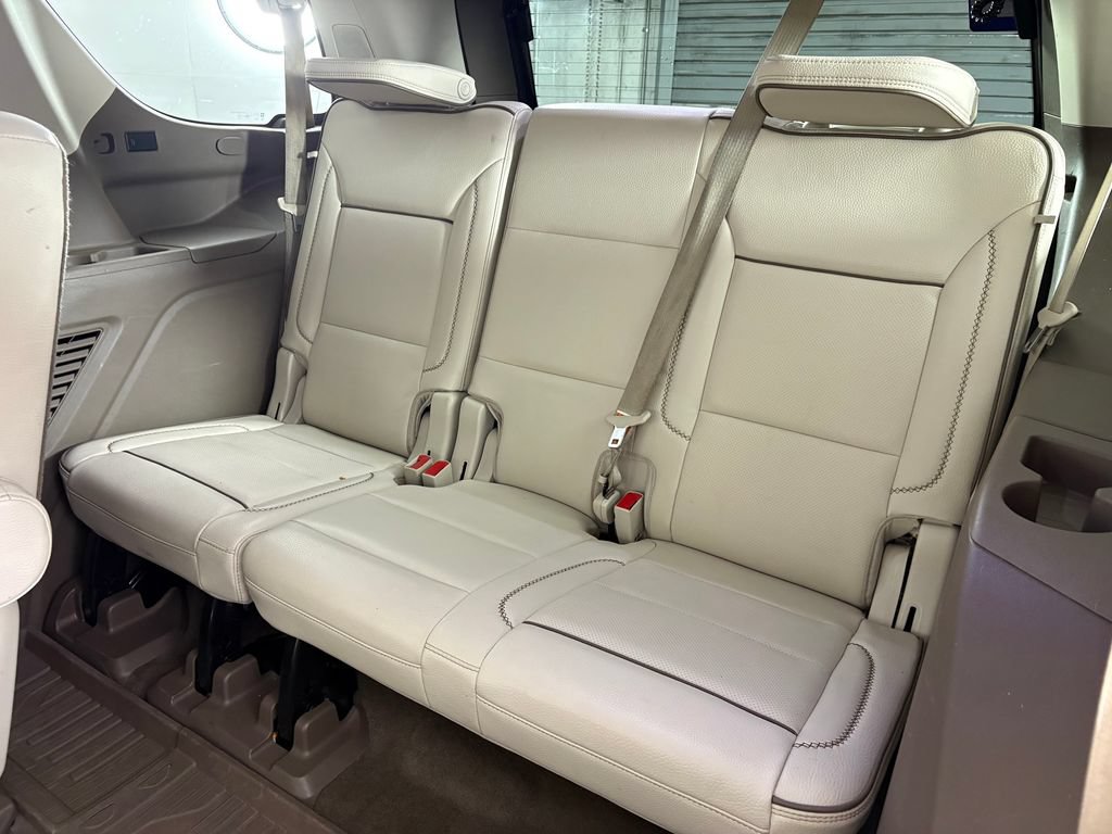 Used 2021 GMC Yukon Denali w/ Denali Premium Package AWD/4WD image 28
