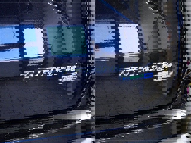 Certified 2019 Ford Edge Titanium w/ Equipment Group 301A image 9