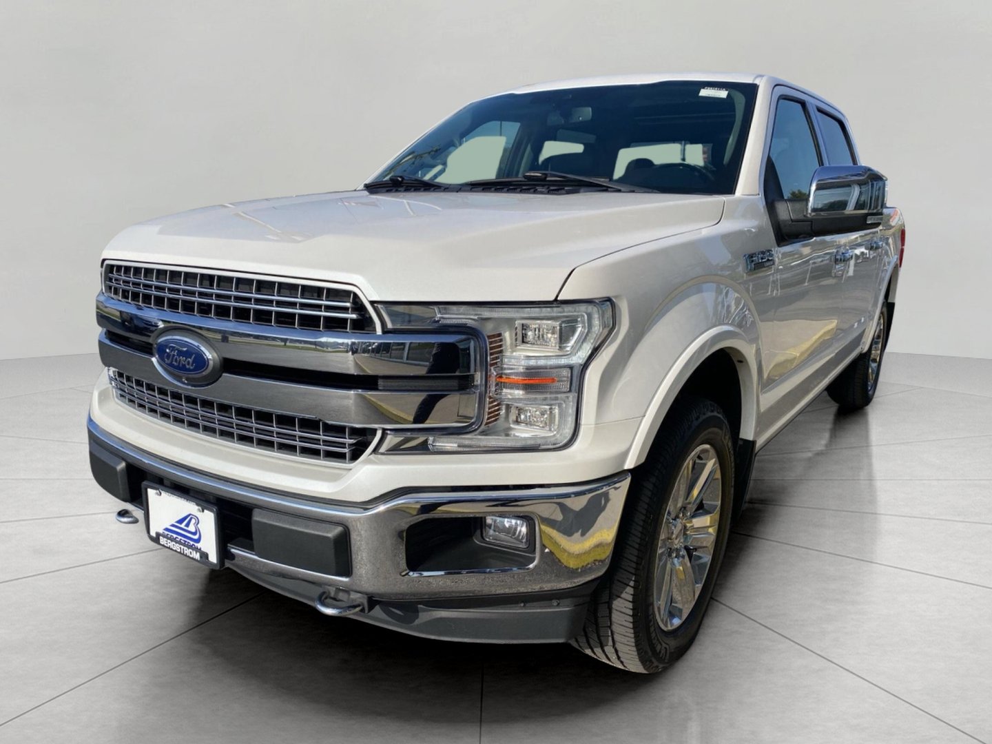 Certified 2019 Ford F150 Lariat w/ Equipment Group 502A Luxury AWD/4WD image 4