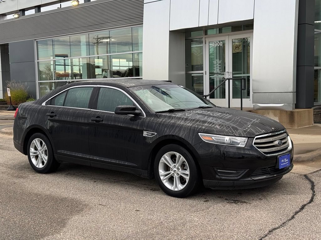 Certified 2018 Ford Taurus SEL AWD/4WD image 42