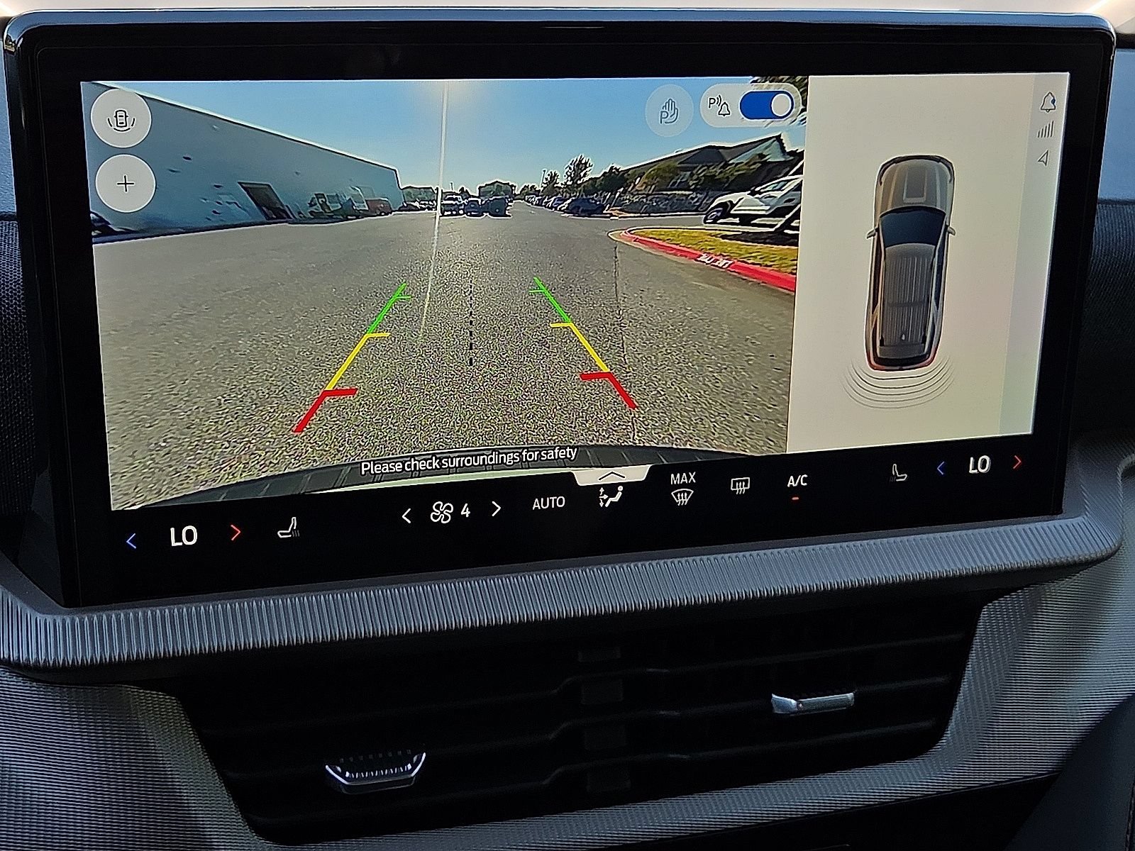 Certified 2026 Ford Explorer Active RWD image 17