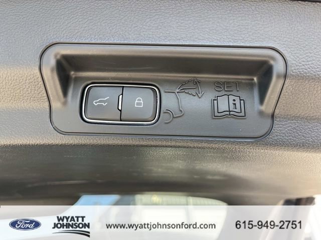 Certified 2023 Ford Explorer XLT w/ Equipment Group 202A AWD/4WD image 13