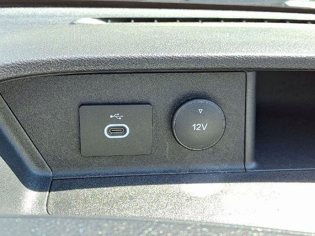 Certified 2024 Ford Transit 350 XLT RWD image 27
