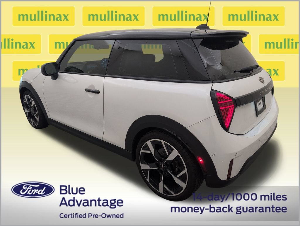 Used 2025 MINI Cooper S FWD image 10