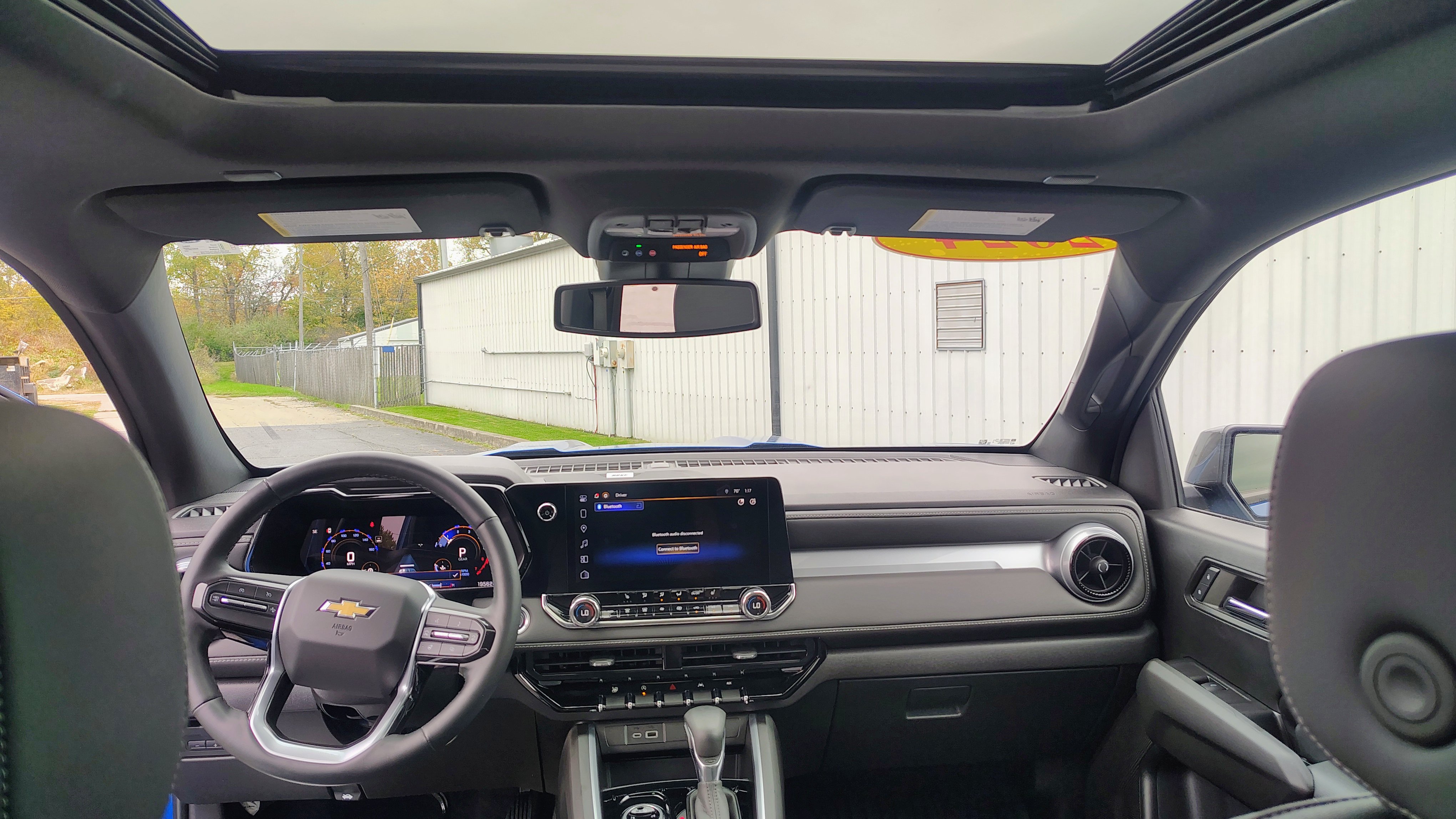 Used 2024 Chevrolet Colorado LT w/ LT Convenience Package III AWD/4WD image 23
