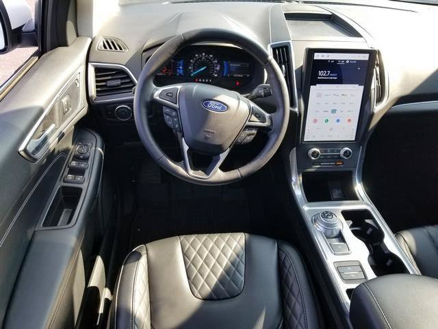 Certified 2024 Ford Edge Titanium w/ Equipment Group 301A AWD/4WD image 19