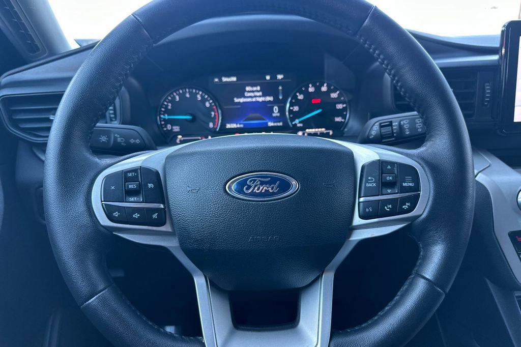 Certified 2023 Ford Explorer XLT image 27