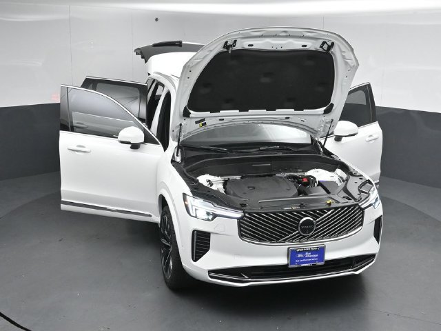 Used 2025 Volvo XC90 B6 Plus w/ Protection Package Premier AWD/4WD image 62