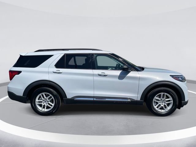 Certified 2025 Ford Explorer Active w/ Active Comfort Package RWD image 4