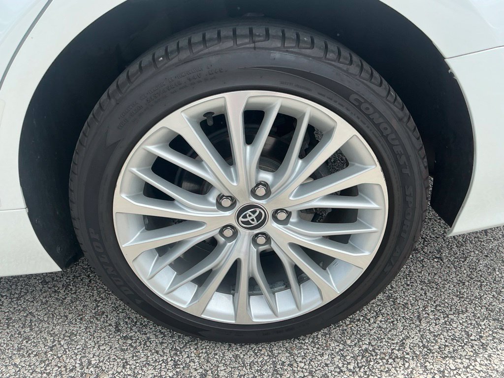 Used 2020 Toyota Camry XLE FWD image 26