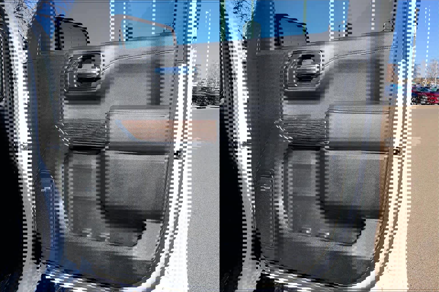 Used 2020 GMC Sierra 1500 Elevation w/ Elevation Value Package image 22