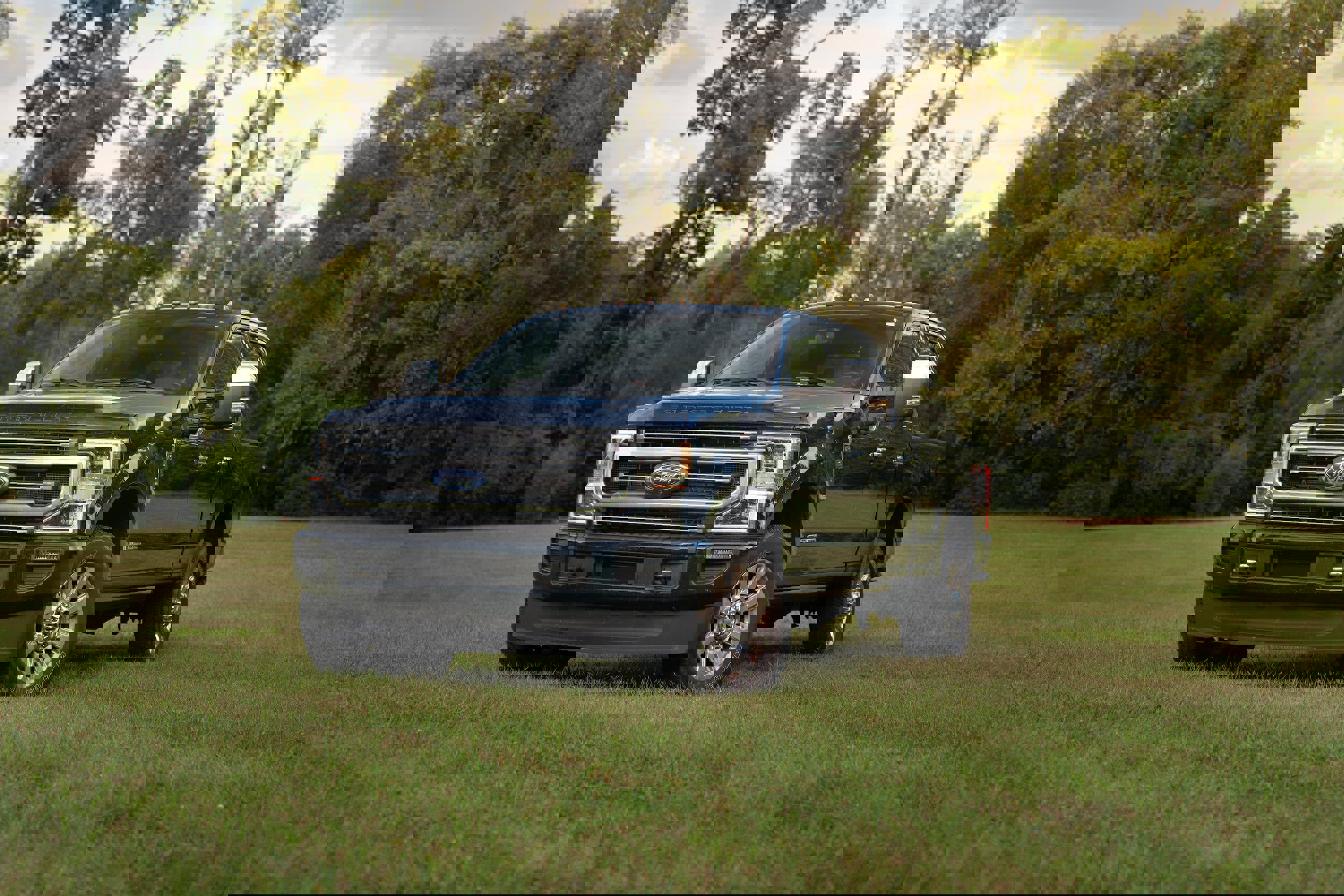 Certified 2022 Ford F350 Platinum w/ FX4 Off-Road Package