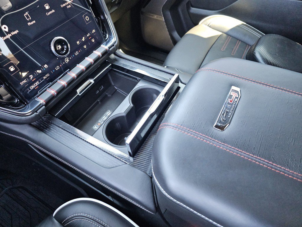 Used 2025 GMC Yukon AT4 Ultimate w/ LPO, Floor Liner Package AWD/4WD image 37