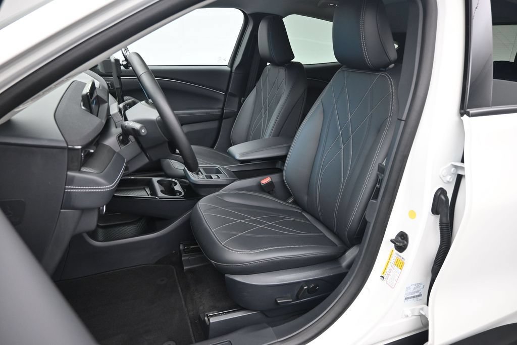 Certified 2025 Ford Mustang Mach-E Select RWD image 16