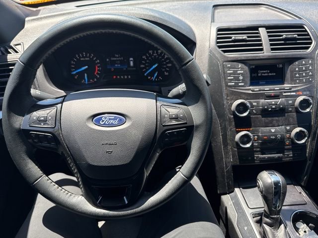 Certified 2019 Ford Explorer XLT FWD image 11