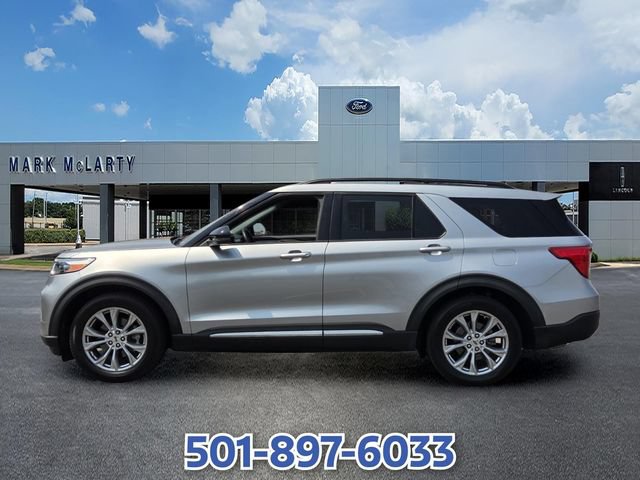 Certified 2024 Ford Explorer XLT w/ Equipment Group 202A RWD image 2