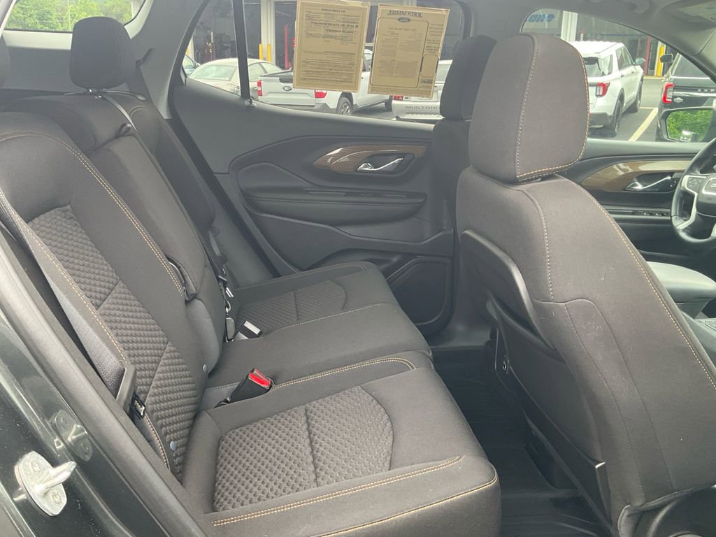 Used 2021 GMC Terrain SLE w/ Driver Convenience Package FWD image 13