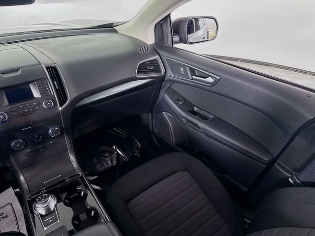 Certified 2019 Ford Edge SE image 21