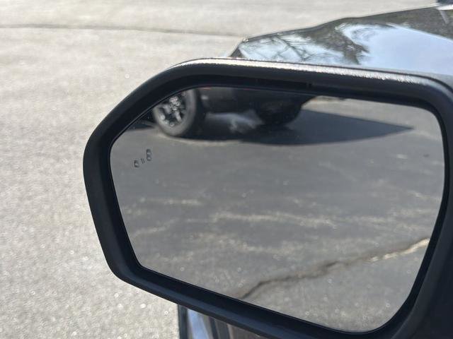 Certified 2022 Ford Explorer XLT w/ Equipment Group 202A image 22