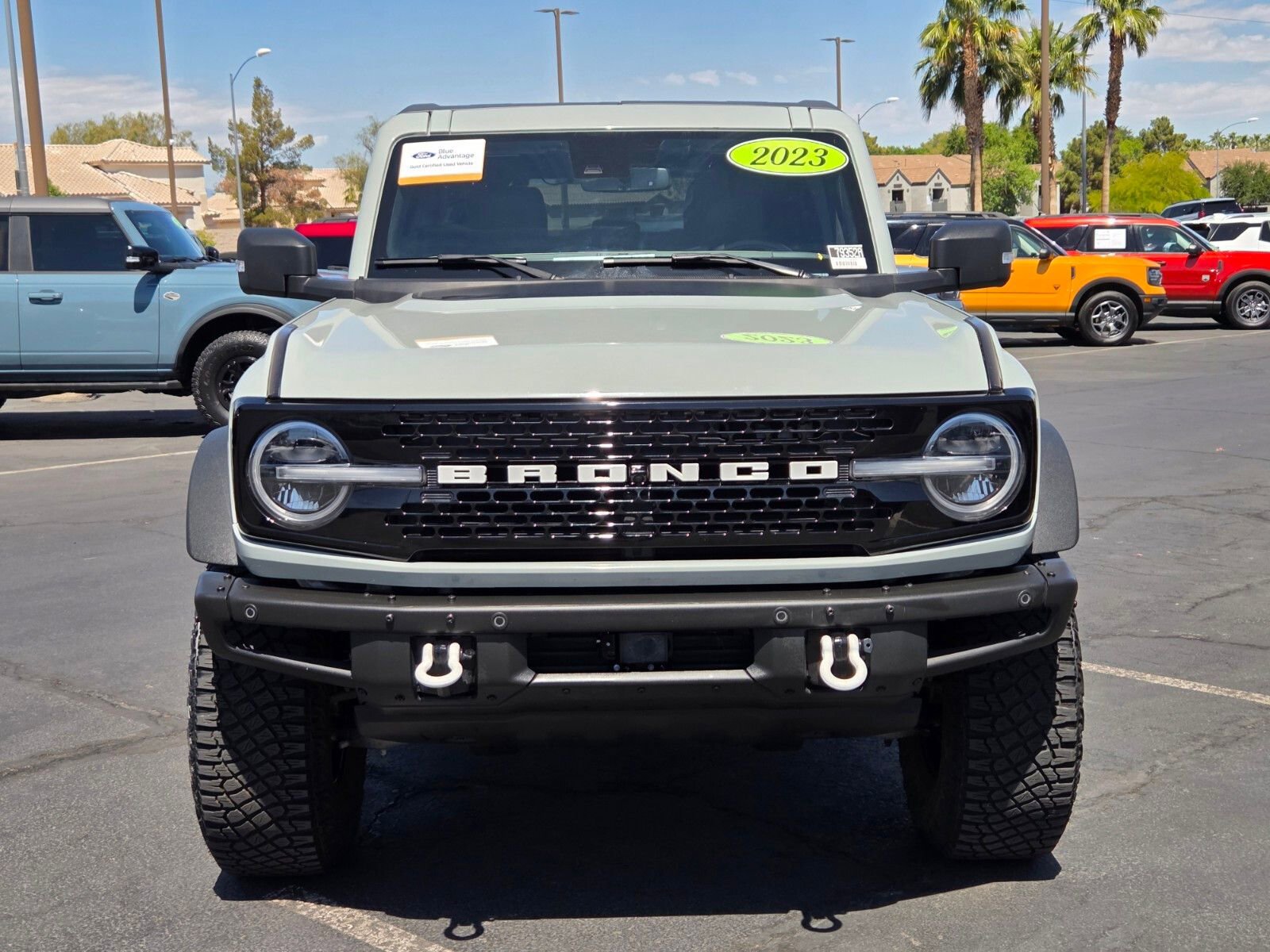 Certified 2023 Ford Bronco Wildtrak AWD/4WD image 8