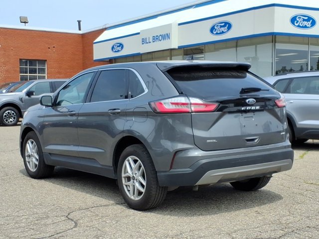 Certified 2024 Ford Edge SEL w/ Convenience Package AWD/4WD image 2