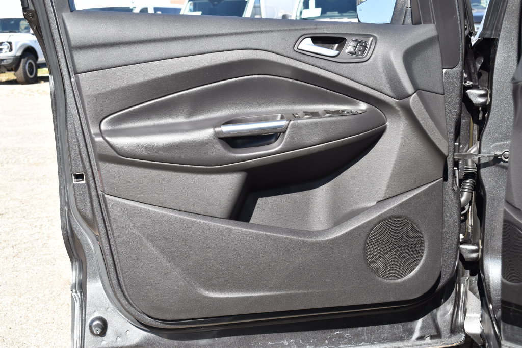 Certified 2018 Ford Escape Titanium FWD image 26