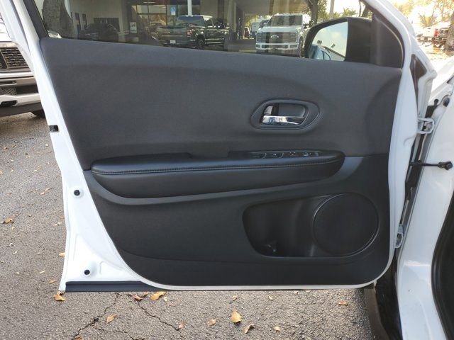 Used 2019 Honda HR-V Sport image 16