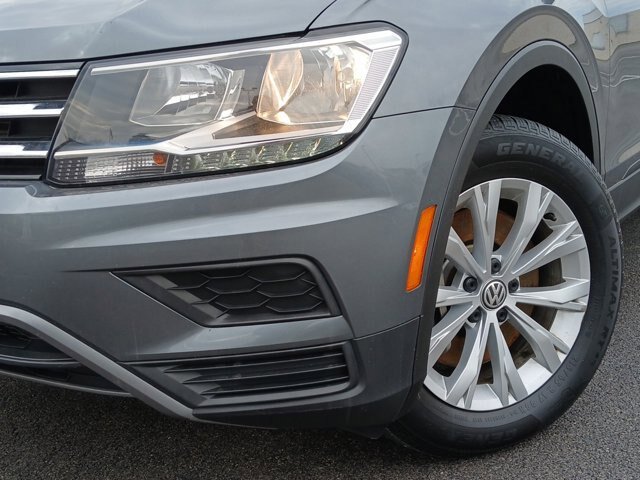 Used 2019 Volkswagen Tiguan SE w/ Panoramic Sunroof Package AWD/4WD image 31