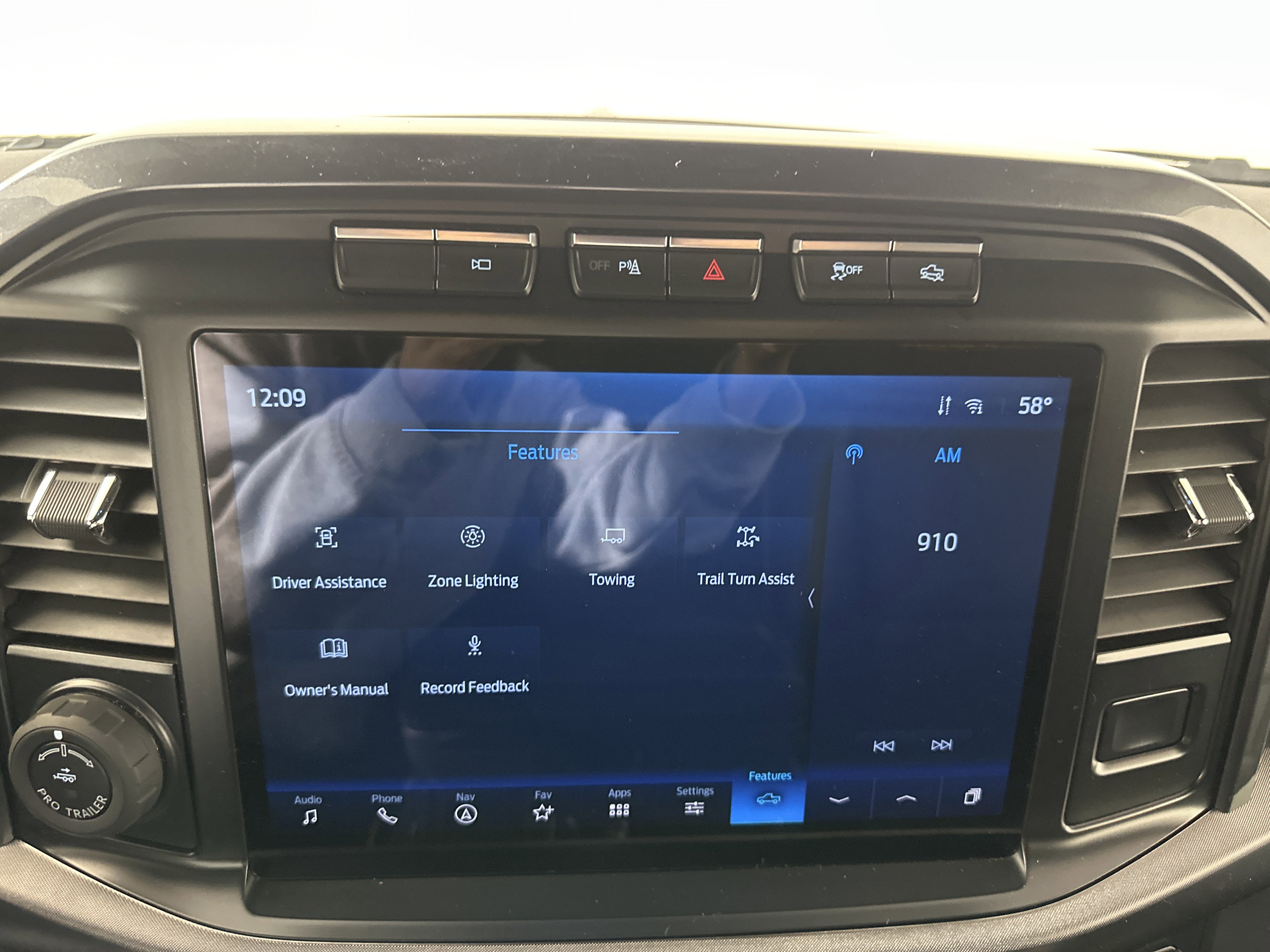 Certified 2022 Ford F150 Tremor w/ Equipment Group 402A High image 18