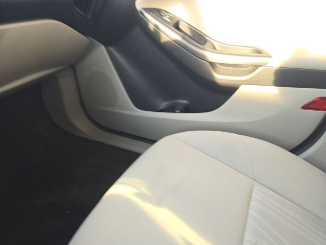 Certified 2018 Ford Focus SE FWD image 14