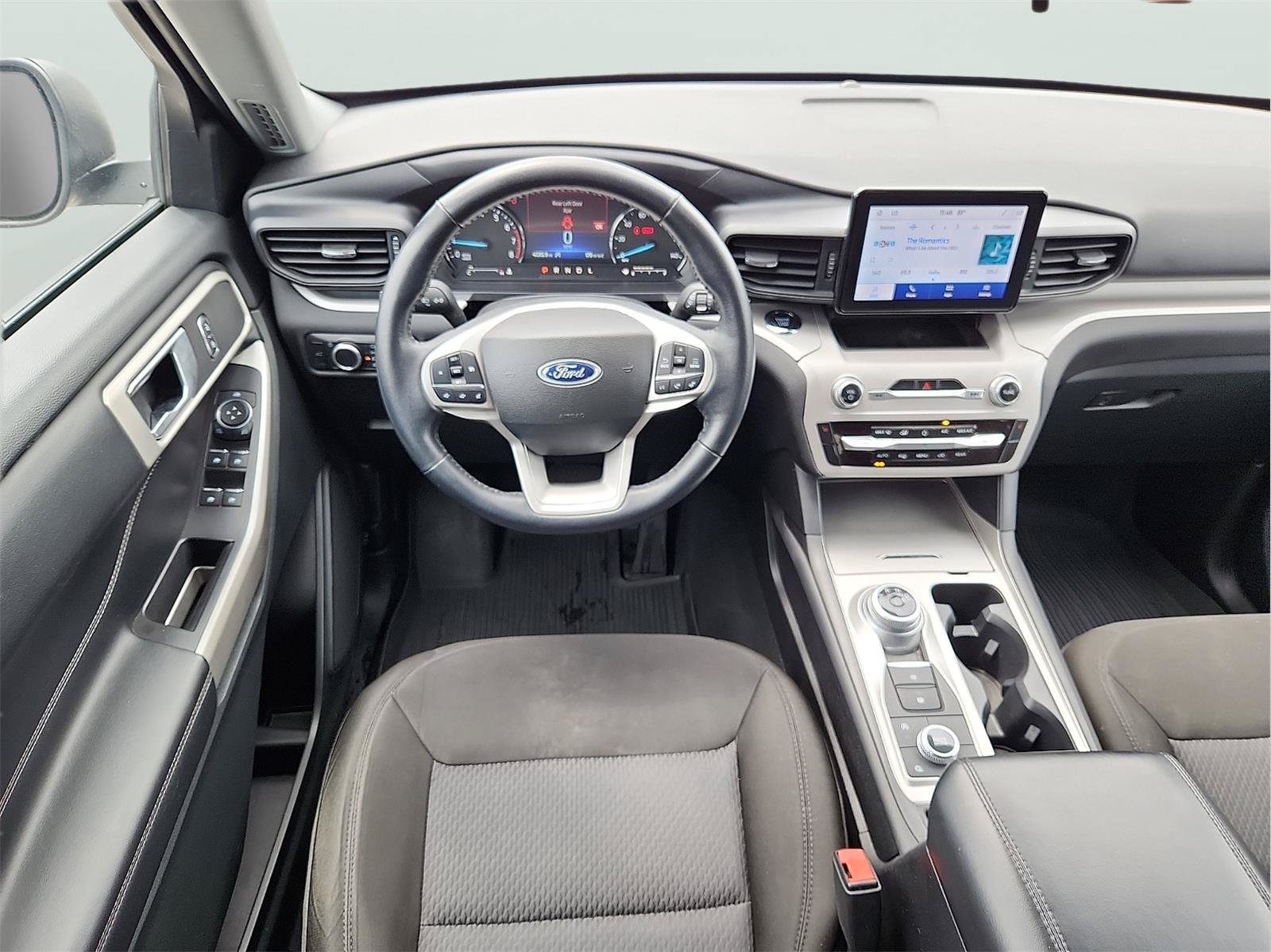 Certified 2023 Ford Explorer XLT AWD/4WD image 9