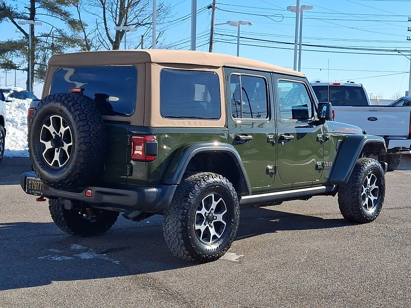 Used 2022 Jeep Wrangler Unlimited Rubicon w/ Steel Bumper Group image 8